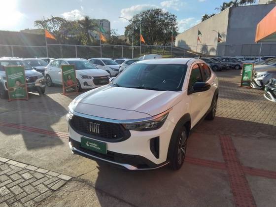 FIAT FASTBACK 1.0 TURBO 200 HYBRID AUDACE CVT FIAT FASTBACK 1.0 TURBO 200 HYBRID AUDACE CVT